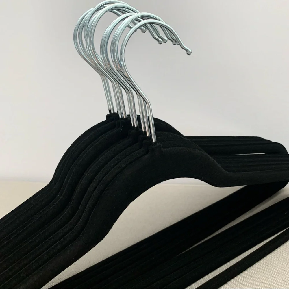 NWOT velvet hangers
